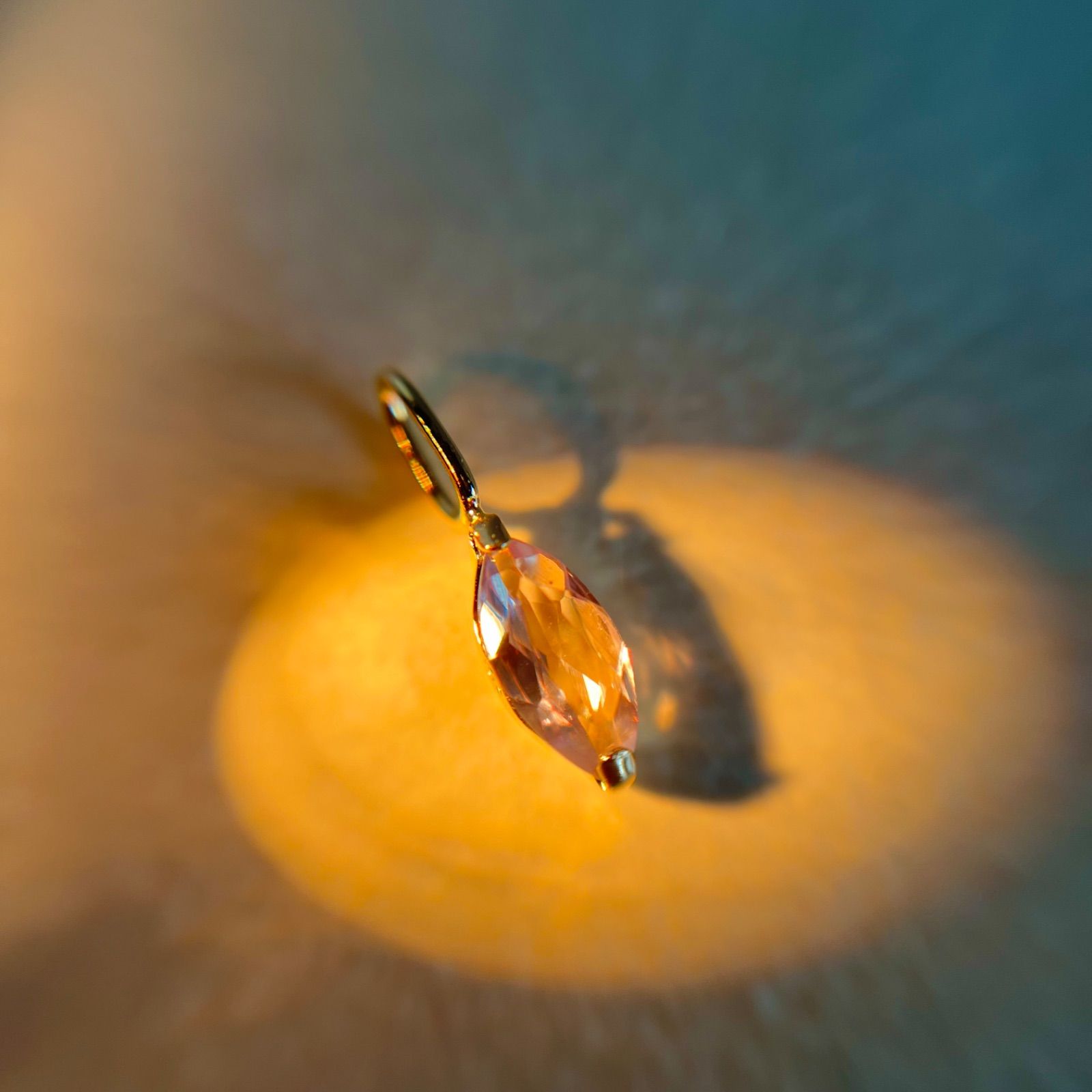 K18 天然石アレキサンドライトMQ ペンダントトップ チャーム ストーン 18金 2