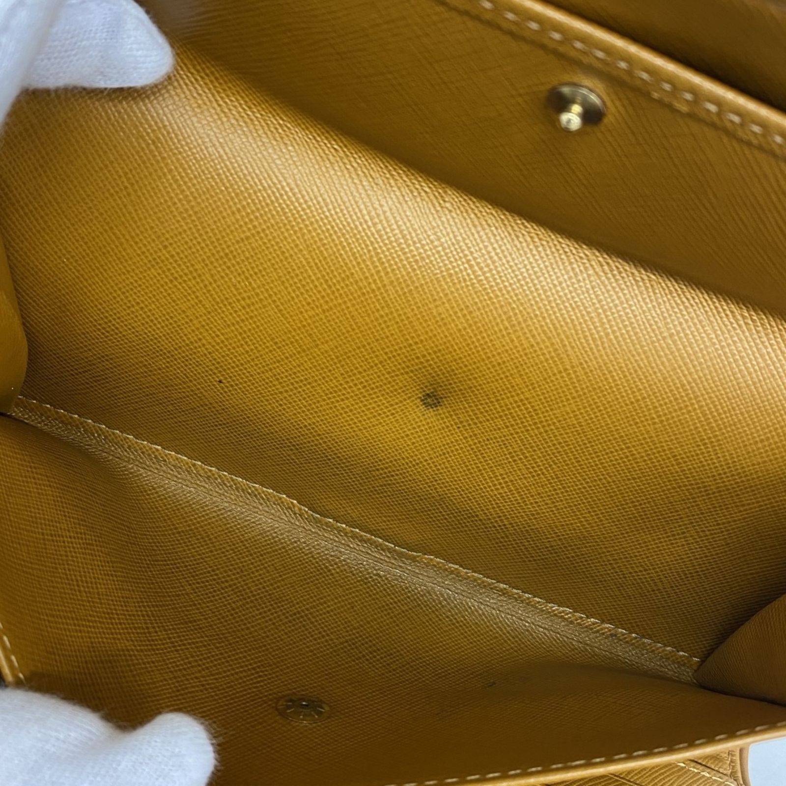 ベージュメンズ