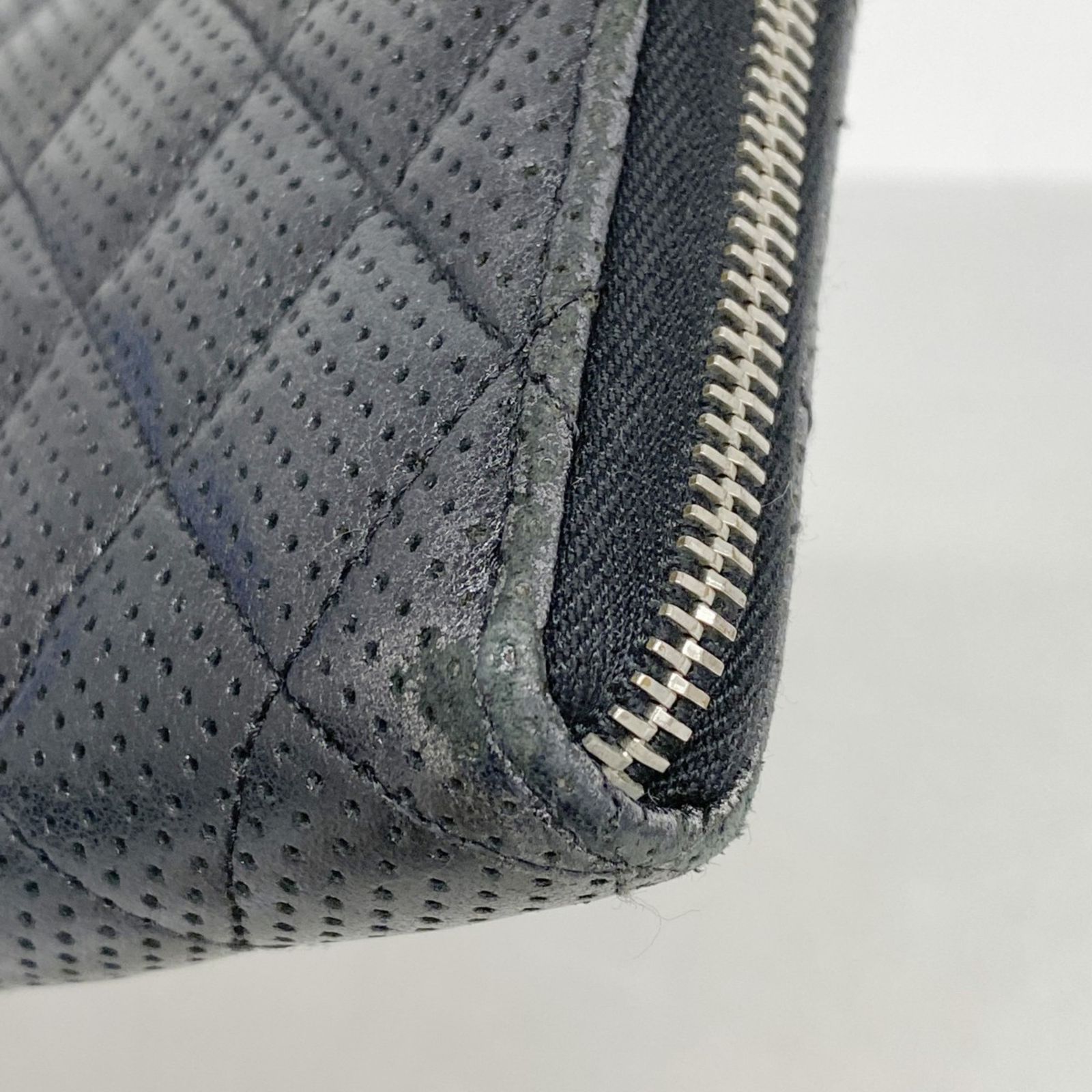 パンチング ラムスキン