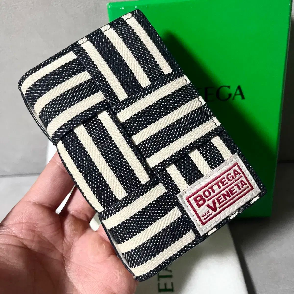 級 モデル ボッテガ ヴェネタ マキシ イントレチャート オーガナイザー カードウォレット