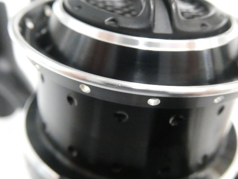 アブガルシア レボ MGXtreme 2500 S 01-