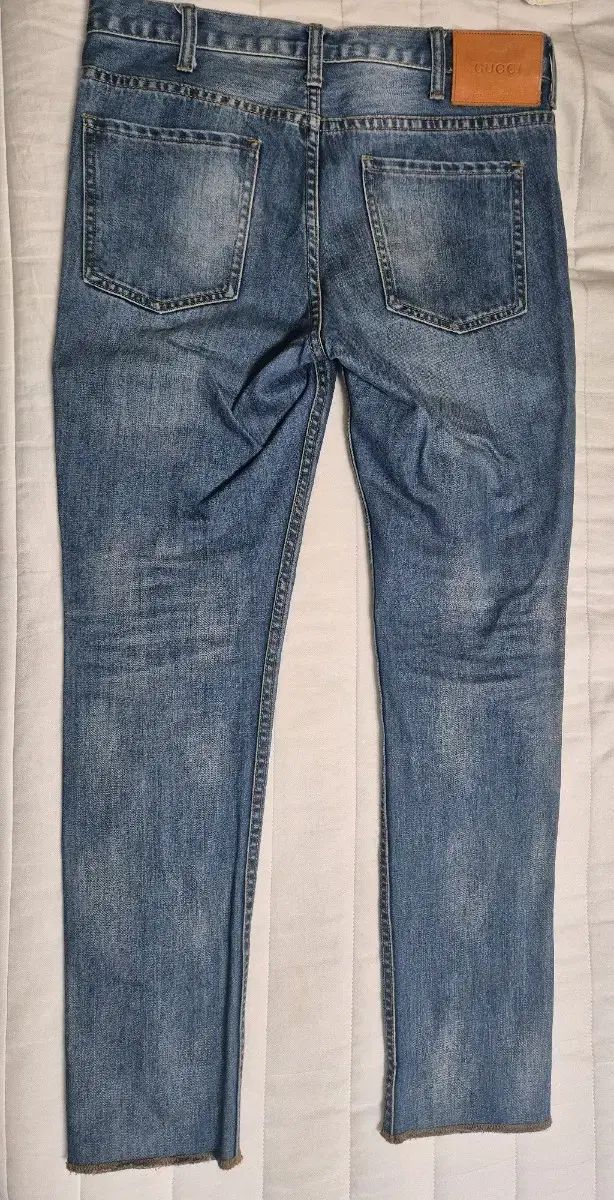 グッチ スネーク 刺繍 デニム ズボン 30