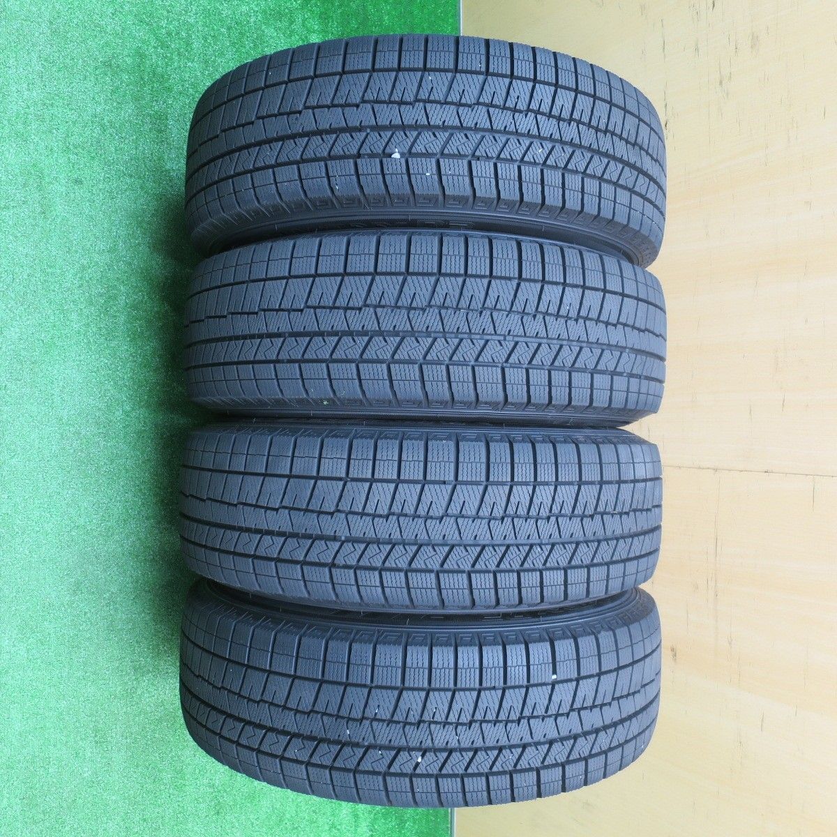  バリ溝 21年 キレイ 9 5分 スタッドレス 205 65 R 16 ダンロップ ウインターマックス 03 WINNERS ウィナーズ 16インチ PCD 114 3 5 H ス 16インチ タイヤ ホイールセット