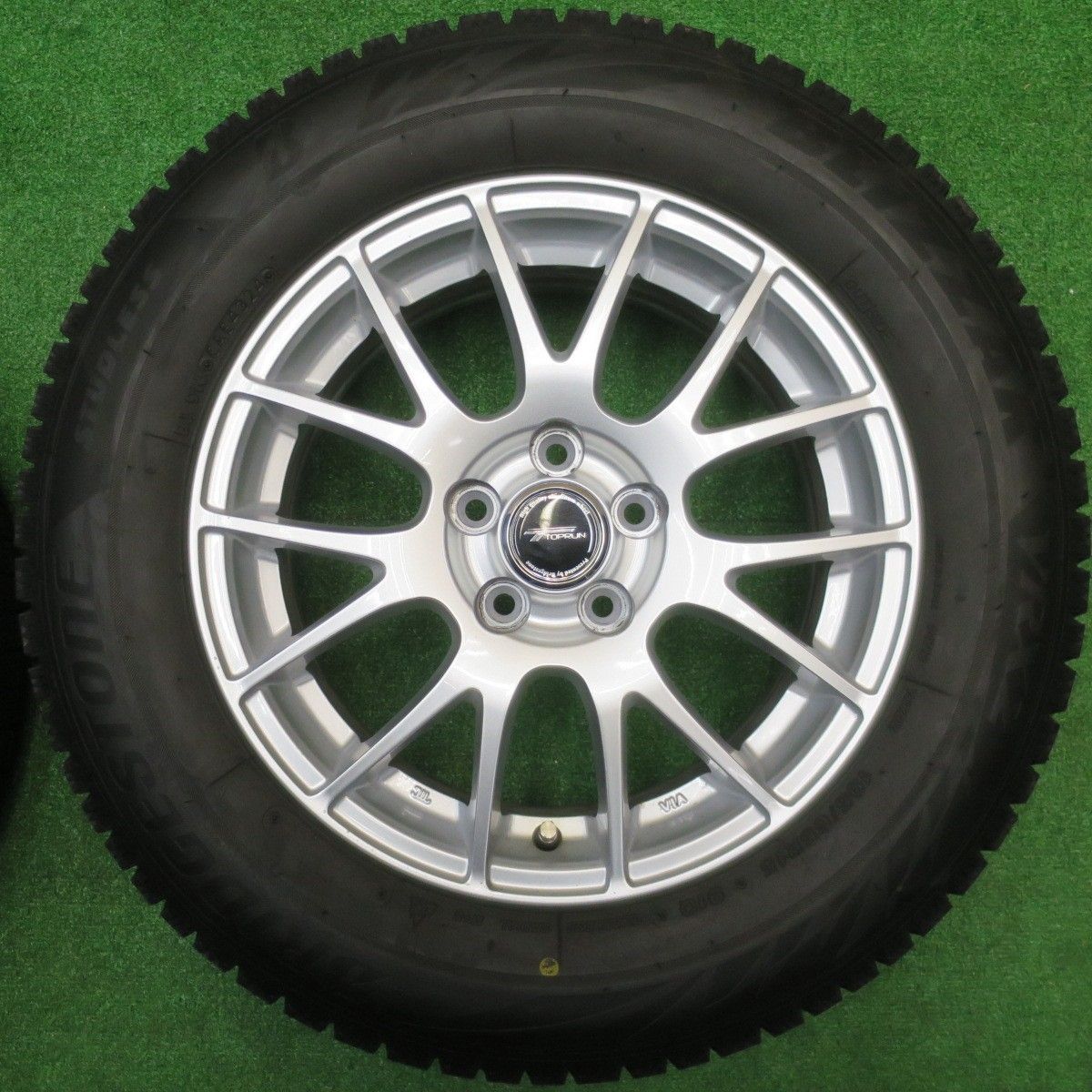 24年 キレイ プリウス 等 195 65 R 15 スタッドレス ブリヂストン ブリザック VRX 2 TOPRUN トップラン 15インチ PCD 100 5 H ス