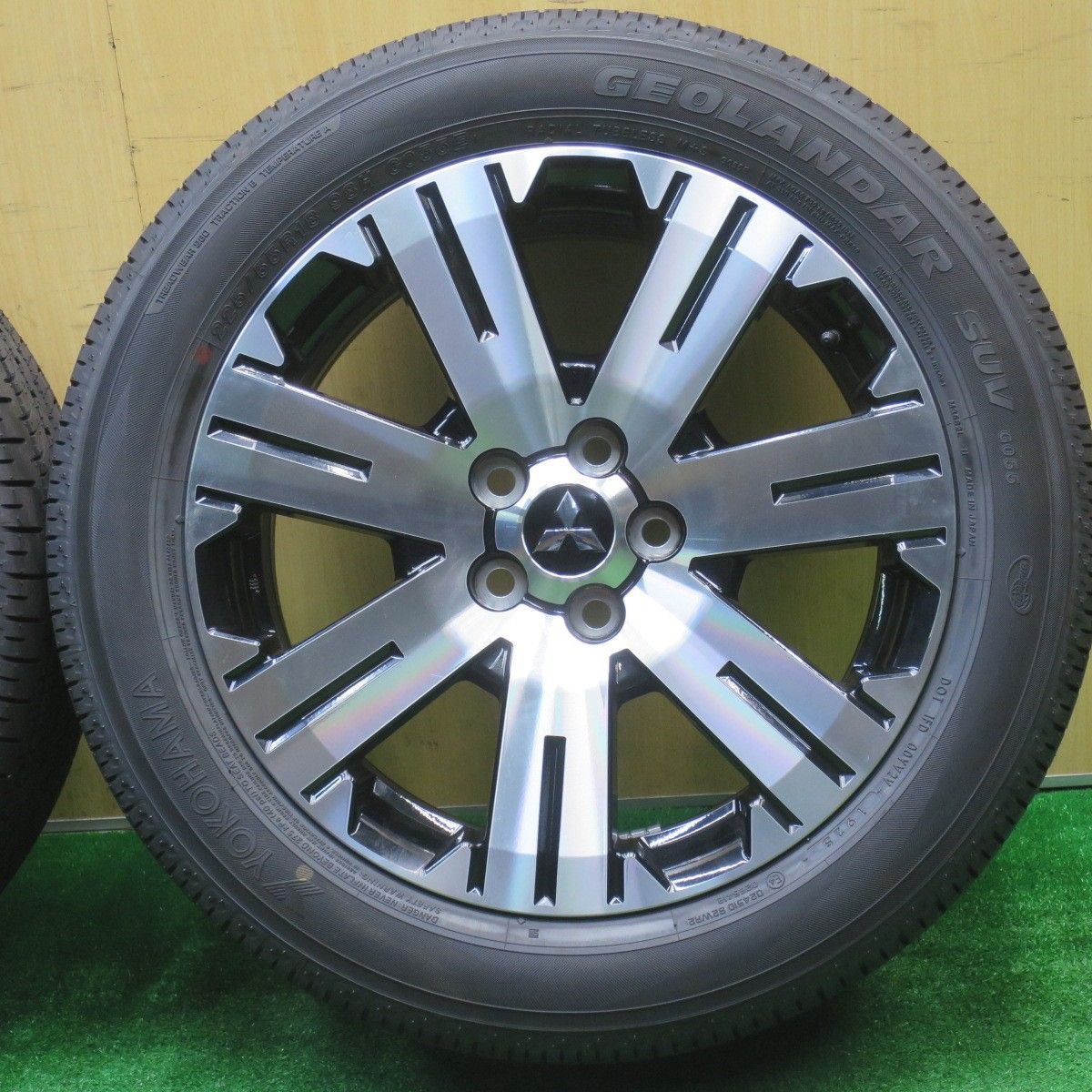 デリカD5純正外し GEOLANDAR SUV 225/55R18 2025年製 新車外し！25年☆三菱 デリカ D:5 純正 225/55R18 ヨコハマ