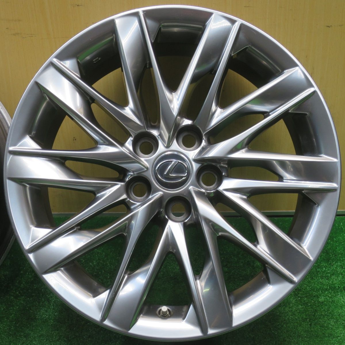 キレイ レクサス LS バージョンL ホイール 19インチ 19 8 J PCD 120 5 H ホ