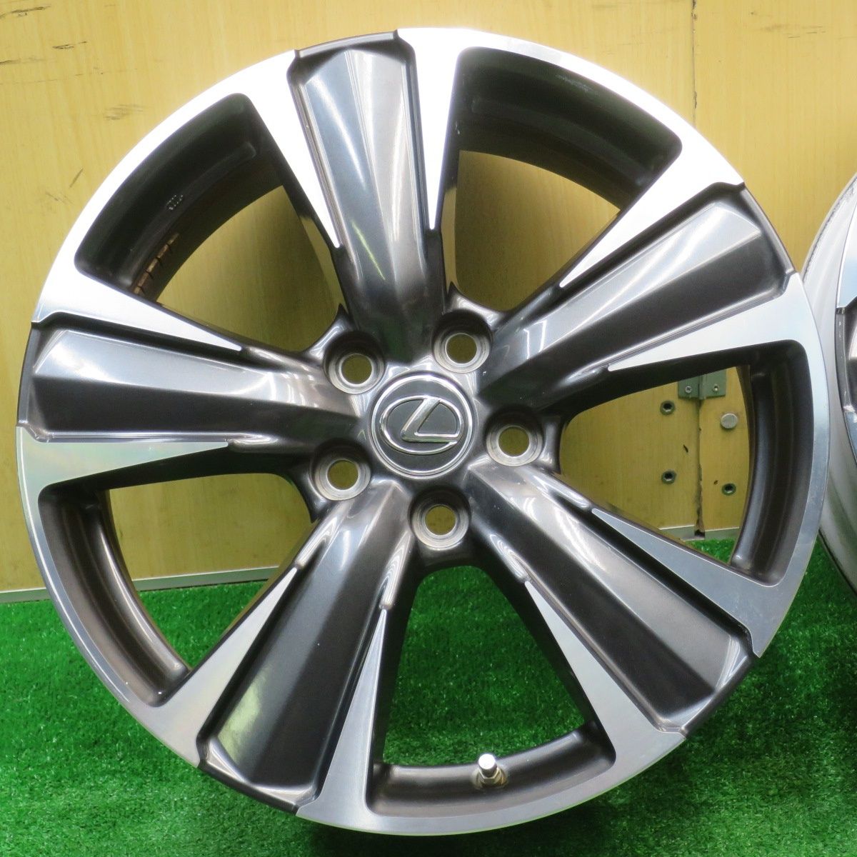  センサー付 キレイ レクサス UX バージョンL ホイール 18インチ 18 7 J PCD 114 3 5 H ホ 18インチ ホイール