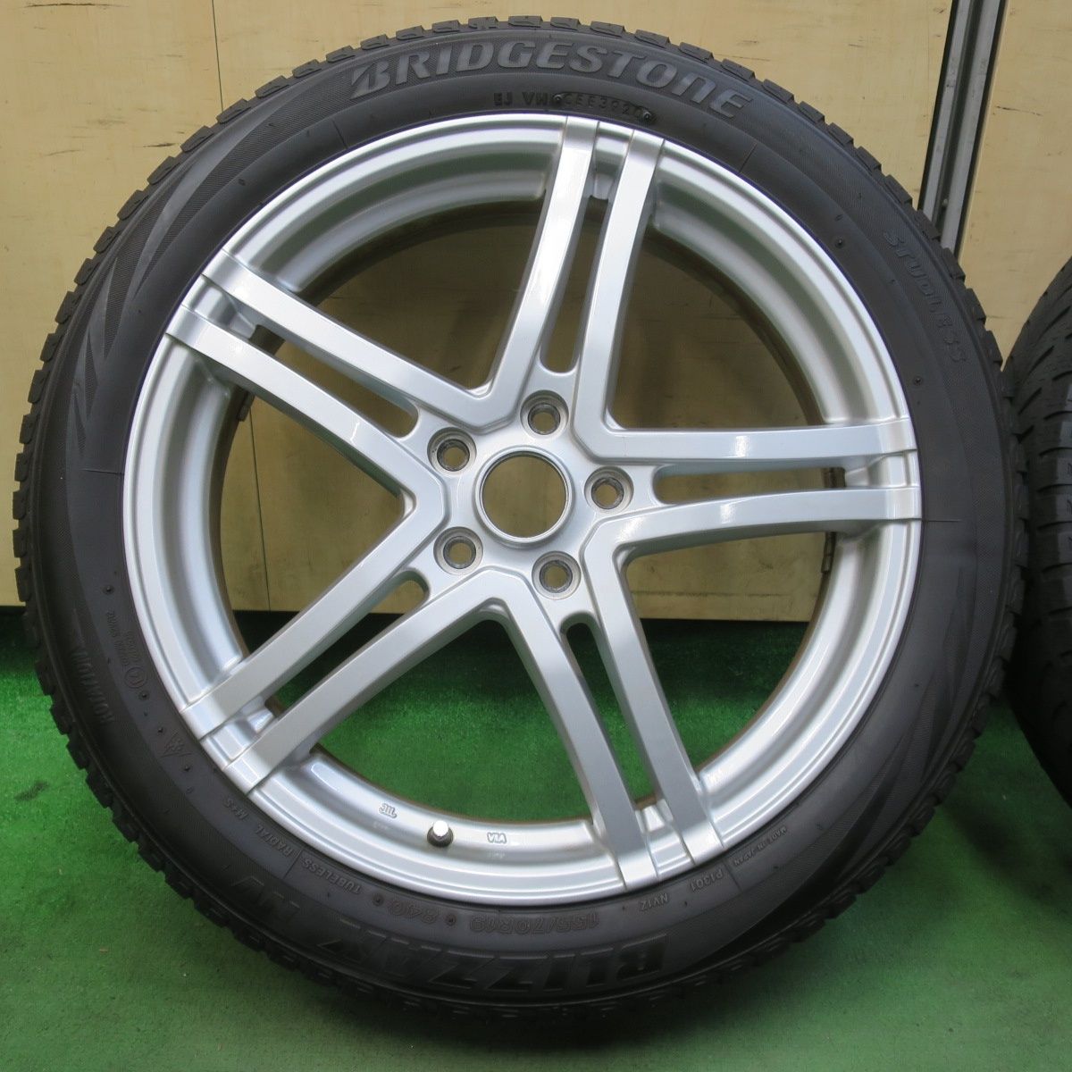 4本価格 BMW i 3 等 155 70 R 19 スタッドレス ブリヂストン ブリザック NV 社外 アルミ 19インチ PCD 112 5 H 5102703イス