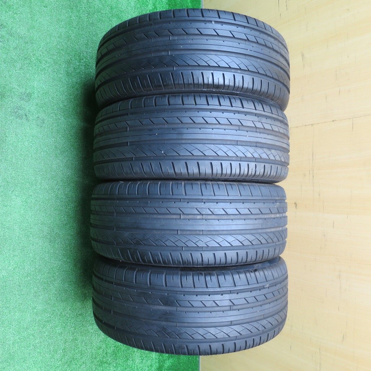  バリ溝 キレイ 8 5分 235 45 R 18 ハイフライ HF 805 Eques エクアス 18インチ PCD 114 3 5 H ノ 18インチ タイヤ ホイールセット