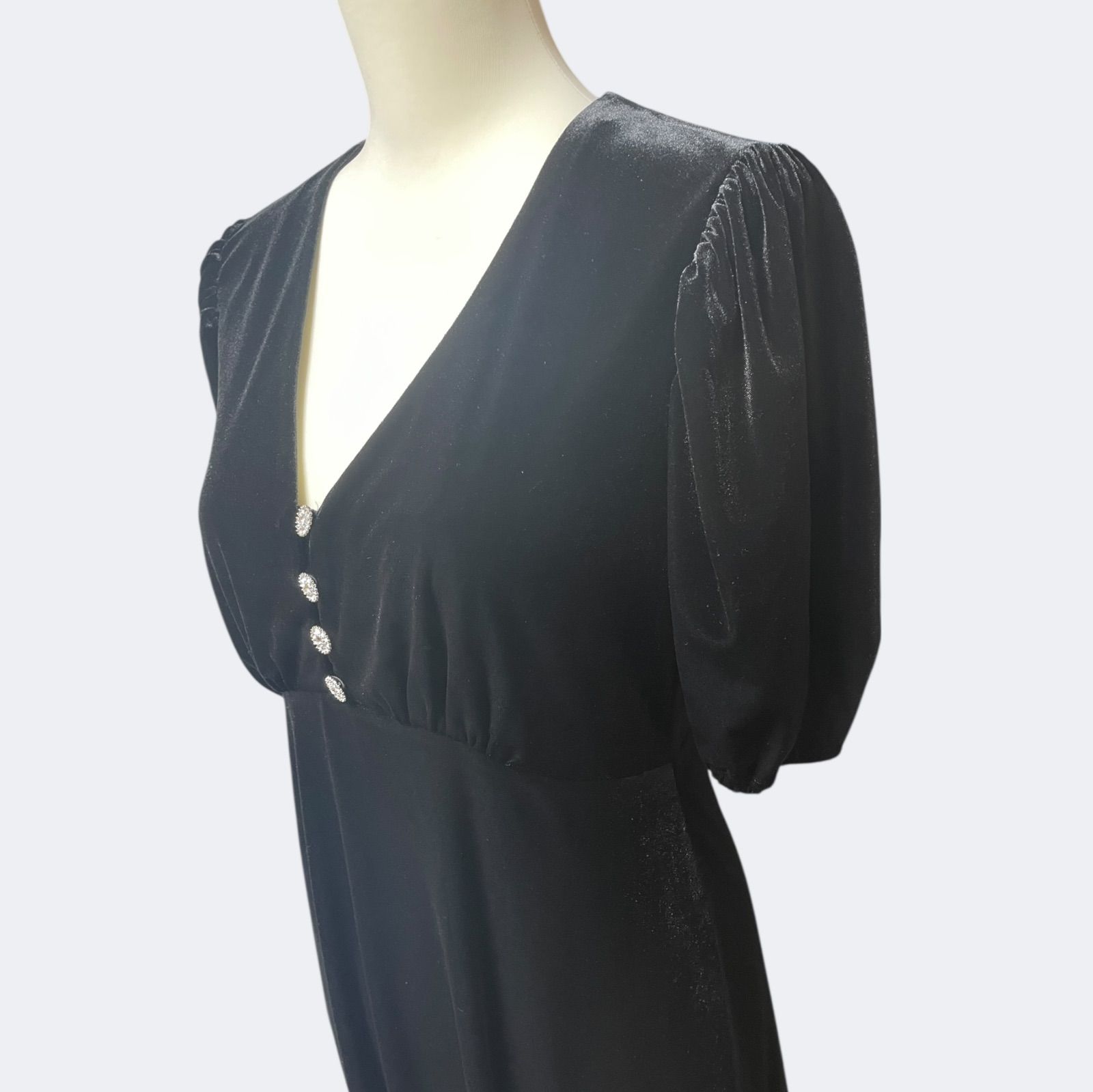 秋冬ブラックベルベットお洒落ボタンのロングフ