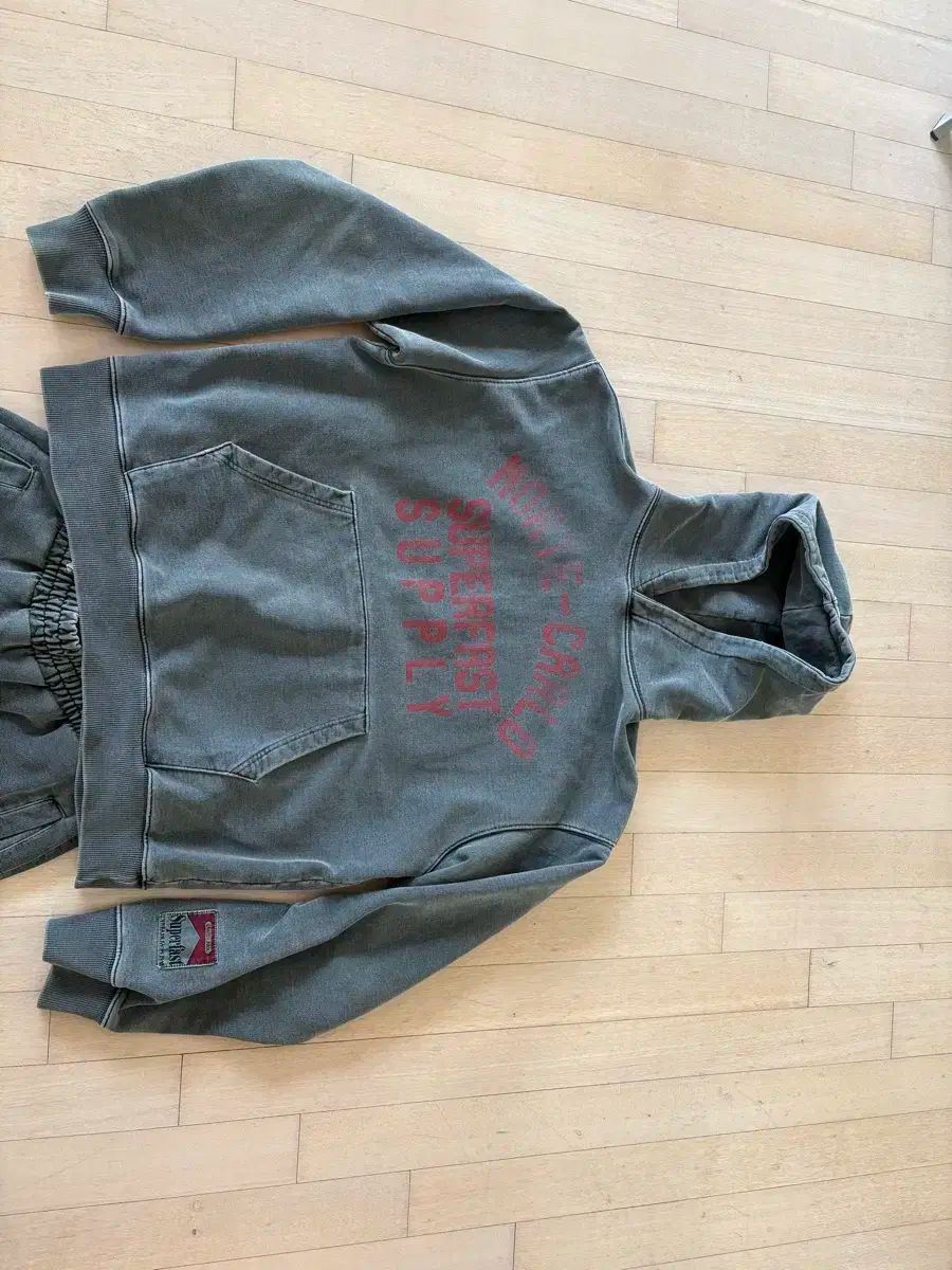 Superfast Supply フード トレーニングウェア セット