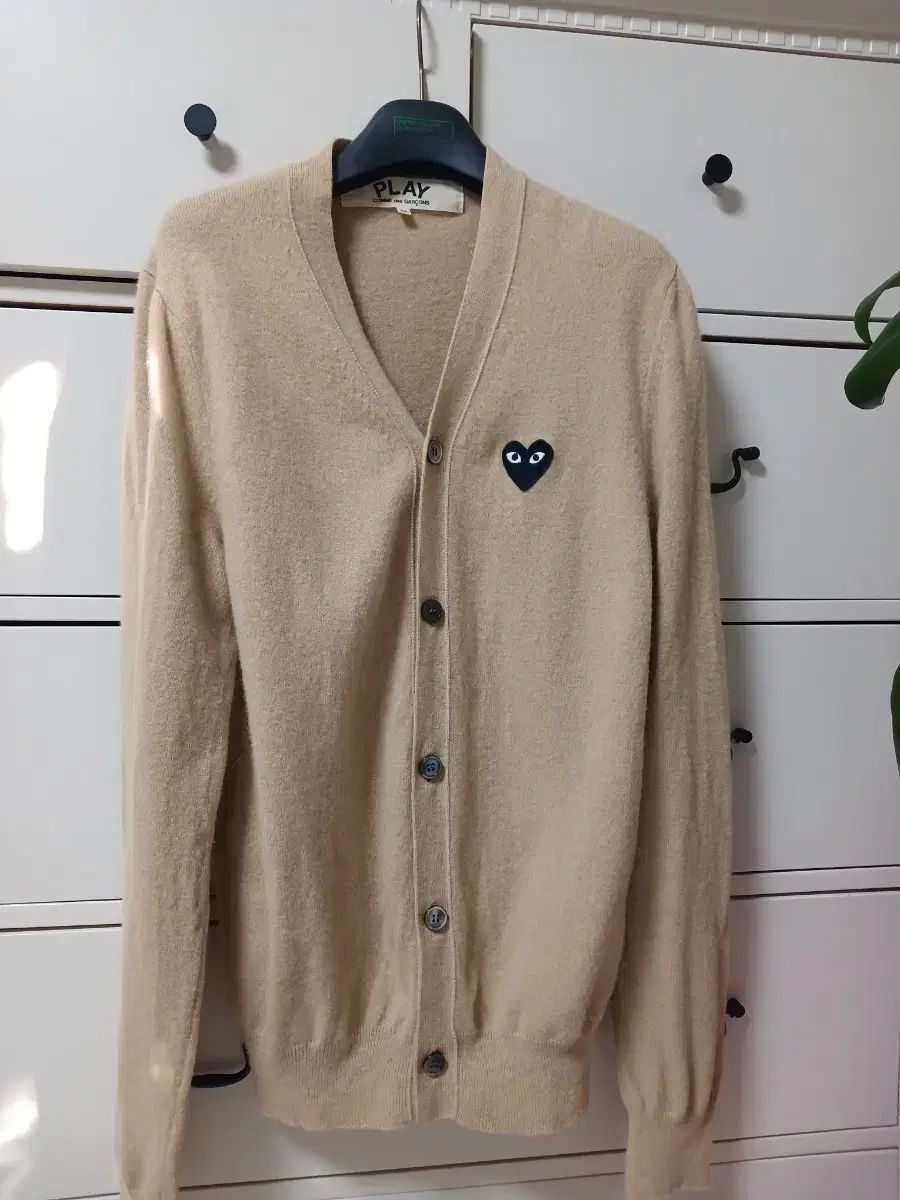 コム デ ギャルソン PLAY ベージュ カーディガン M