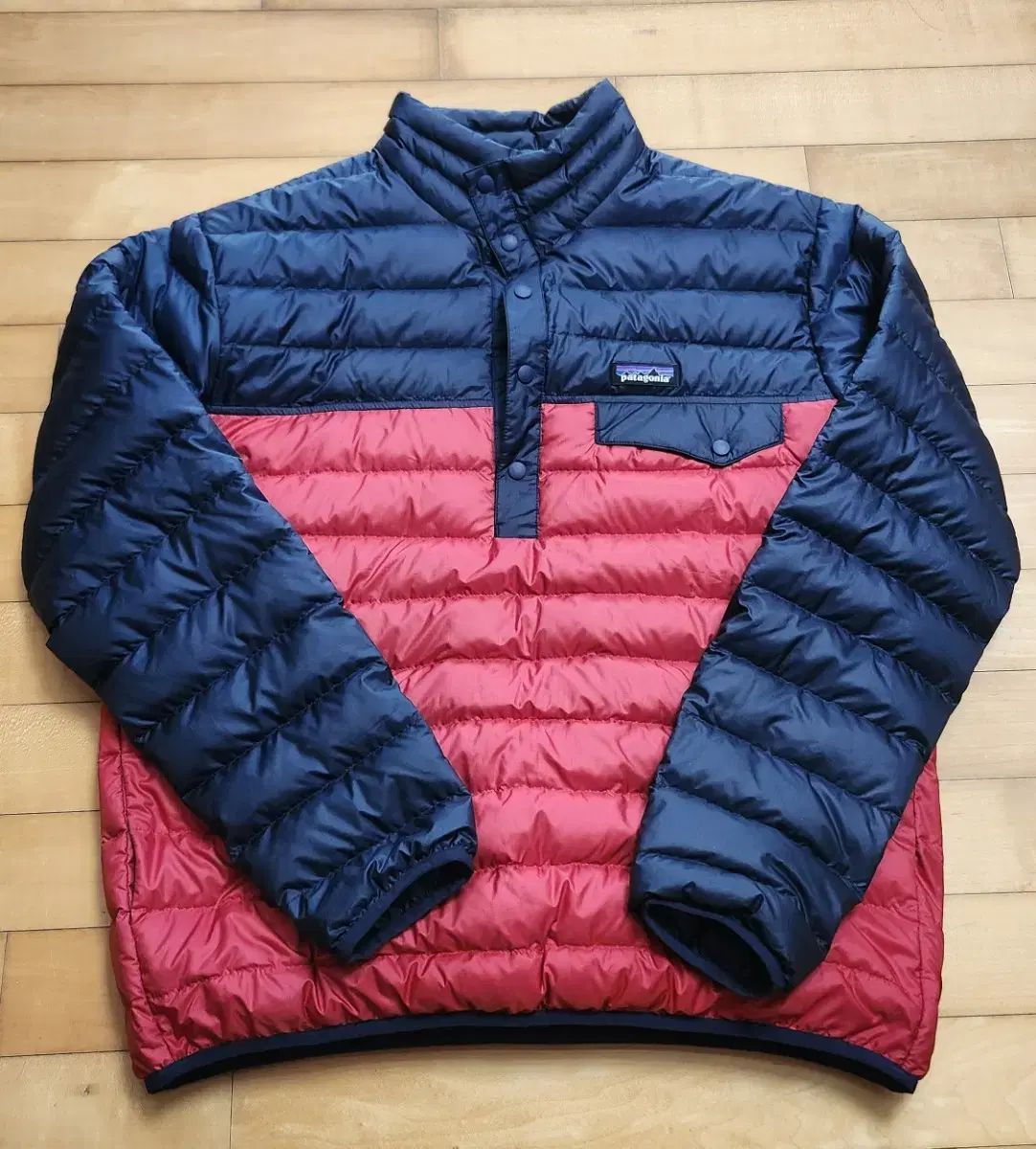 パタゴニア ダウン スナップ Tシャツ プルオーバー