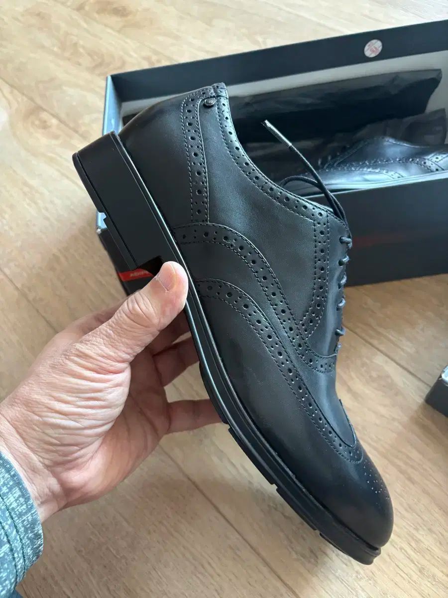  ロックポート メンズシューズ ウイングチップ ブラック 9 5 W NIKE 標準 285 ローファー ブーツ 革靴