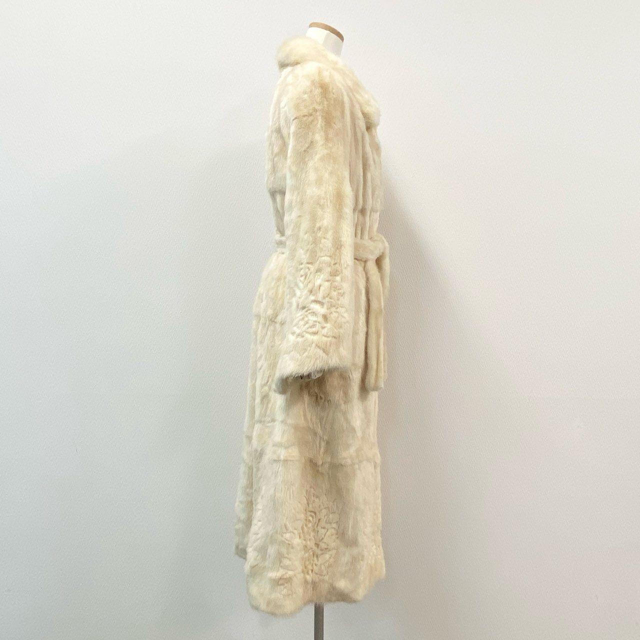 48k2 超 Pellicce Moda ペリーチェモーダ パールミンク フラワーカービングデザイン 超ロングコート 120cm ホワイト 最 本毛皮 MINK FURt18r