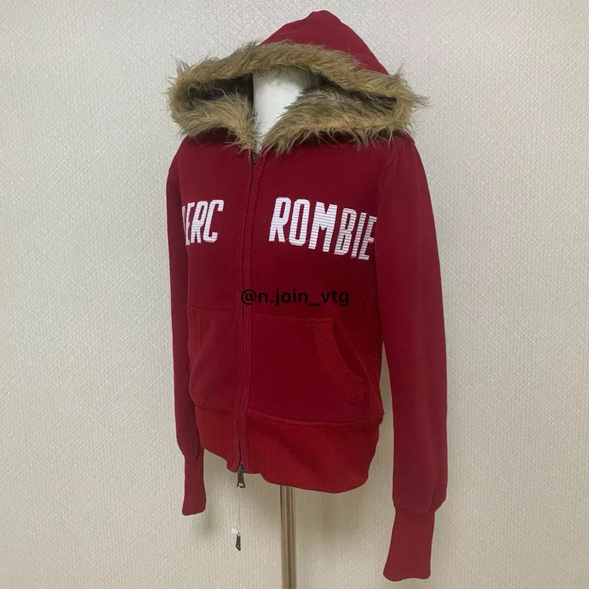 フードジップアップ