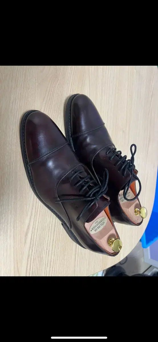 フェラガモ オックスフォードシューズ