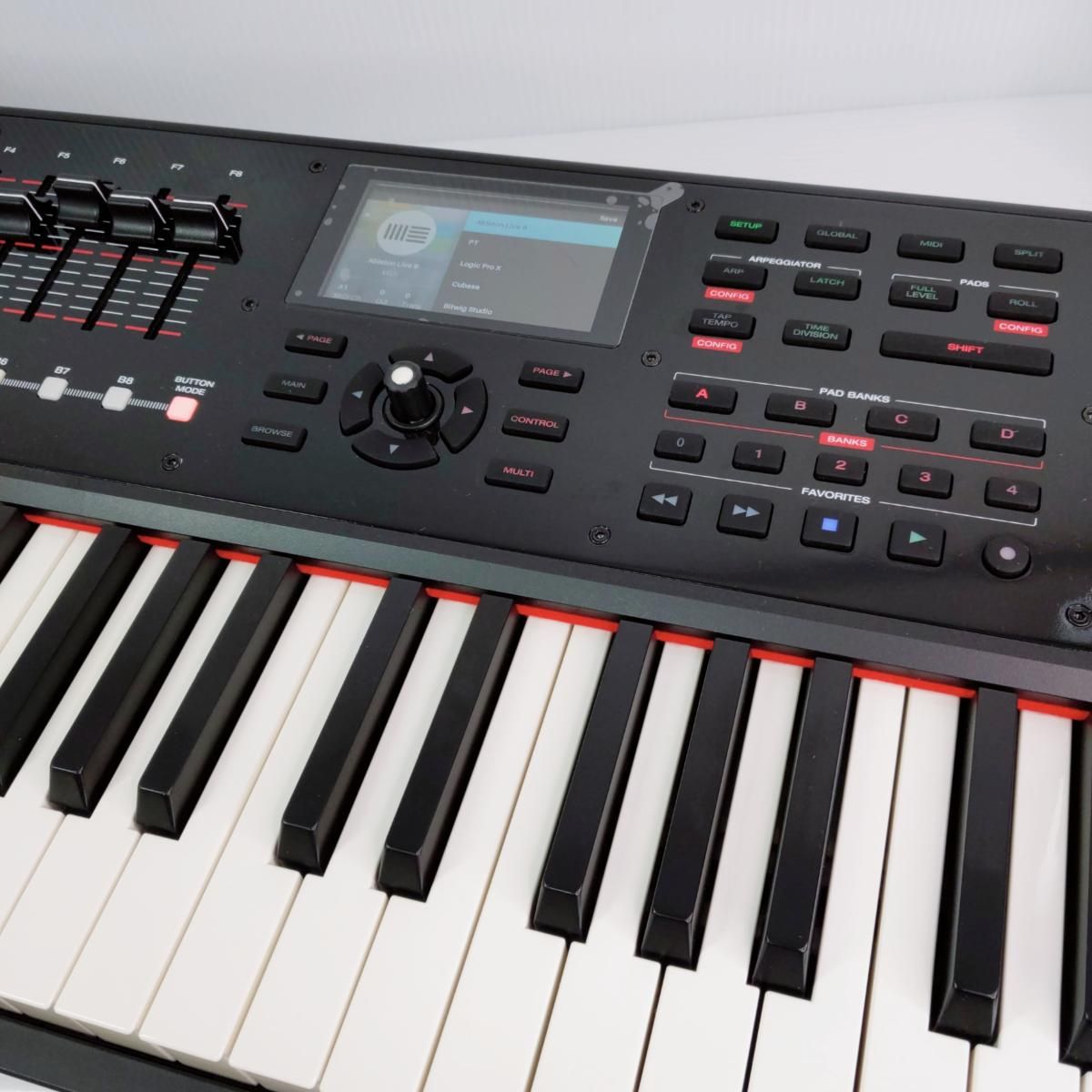 今すぐ一括検索！必見。 品 M-AUDIO CTRL49 4.3 液晶ディスプレイ MIDIキーボード YR-51842