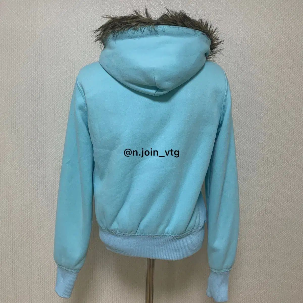  アバクロンビー スカイ ウルフ フードジップアップ パーカー トップス