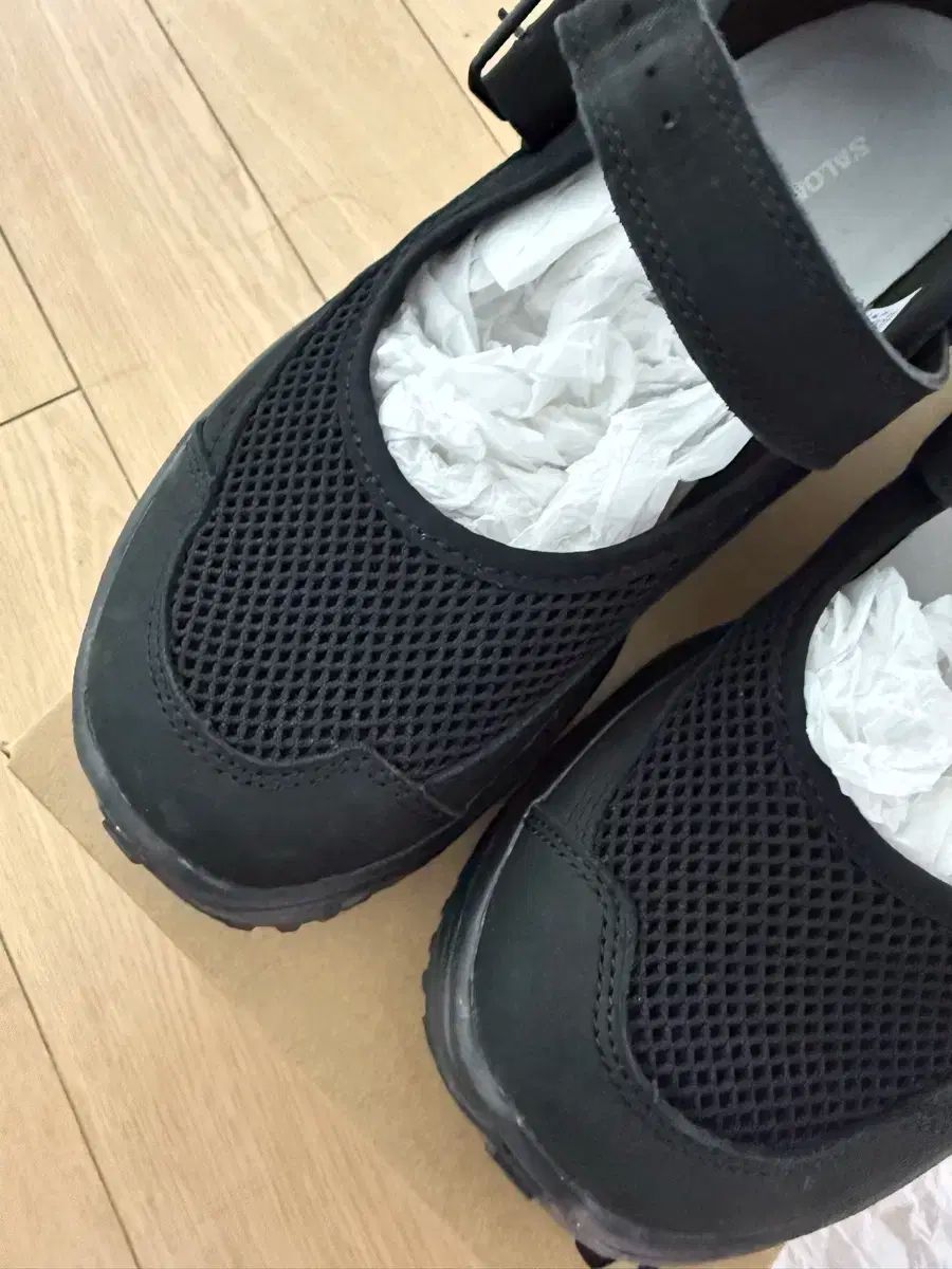 サロモン メリージェーン ブラック 250