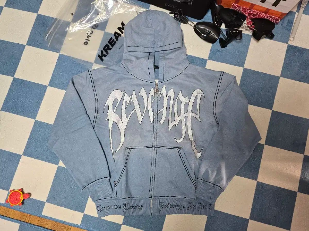 M REVENGE リベンジ 刺繍 ジップアップ ウォッシュド ベイビー ブルー 白