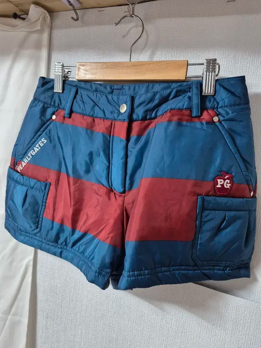 ショートパンツ