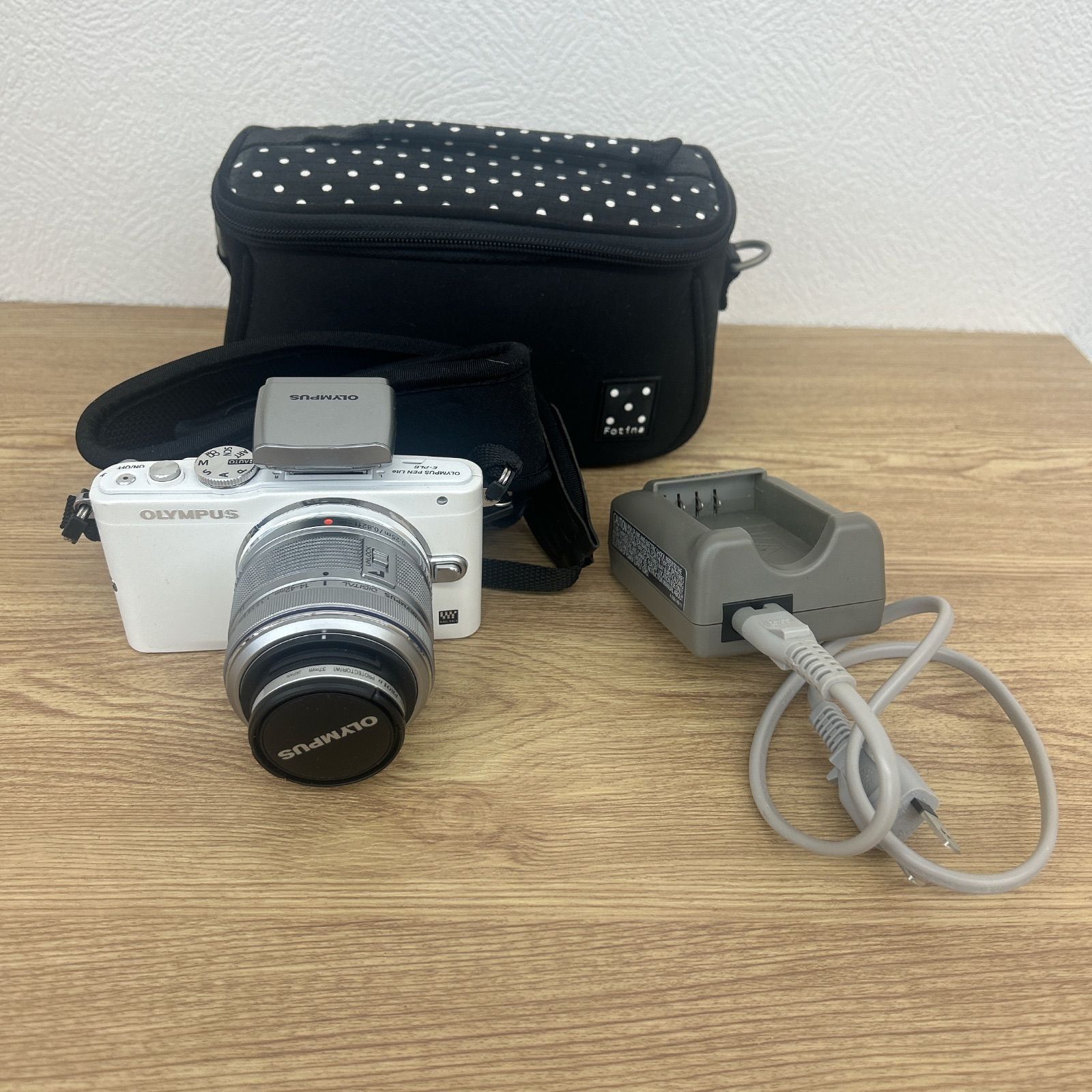 通電 済み OLYMPUS PEN Lite E-PL5 標準ズームレンズ ケース付き カメラ 2