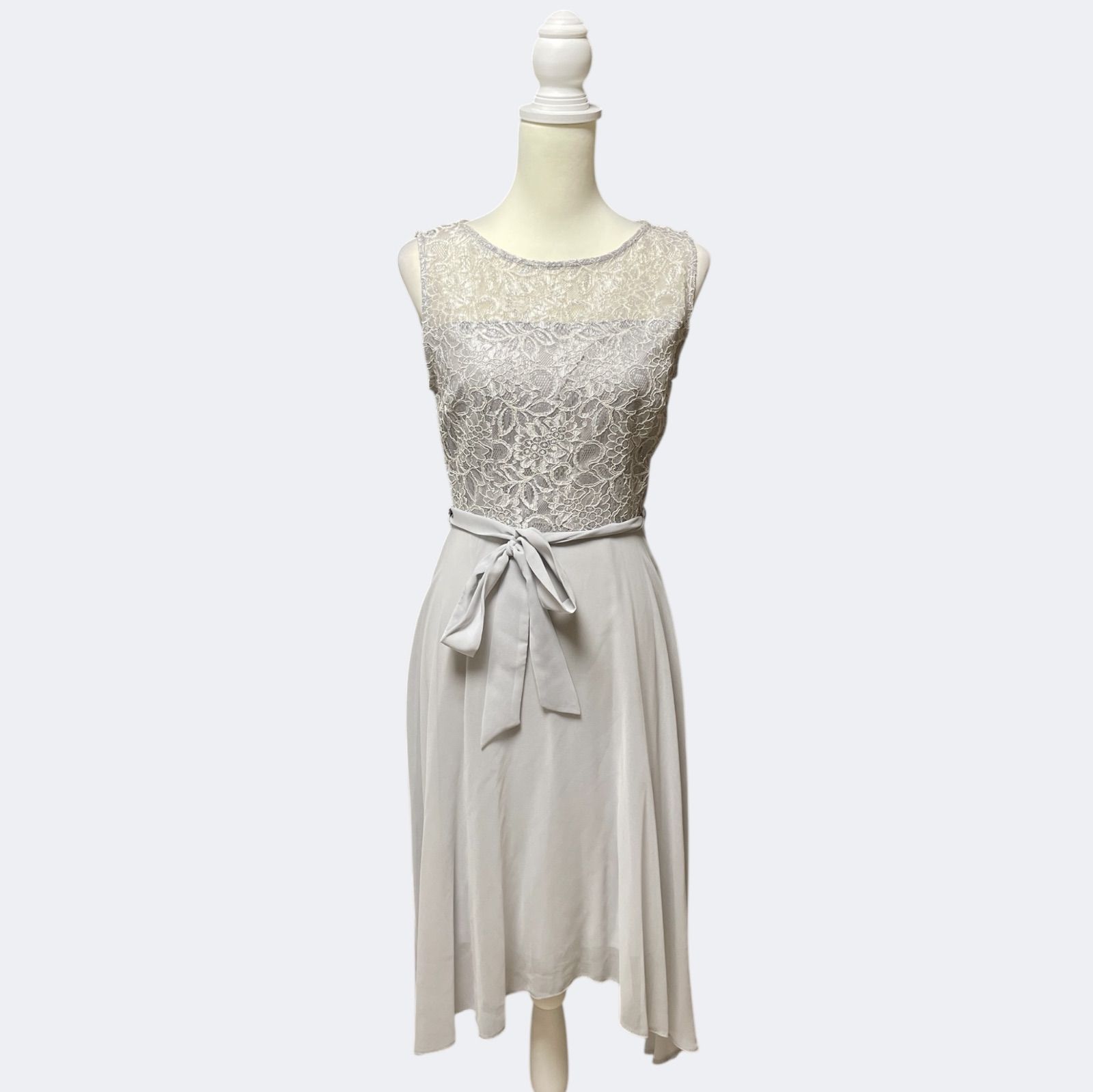 ROMANローマン 淡グレーお花柄スパンコールレースのシフォンアシメトリーフ ドレス ML