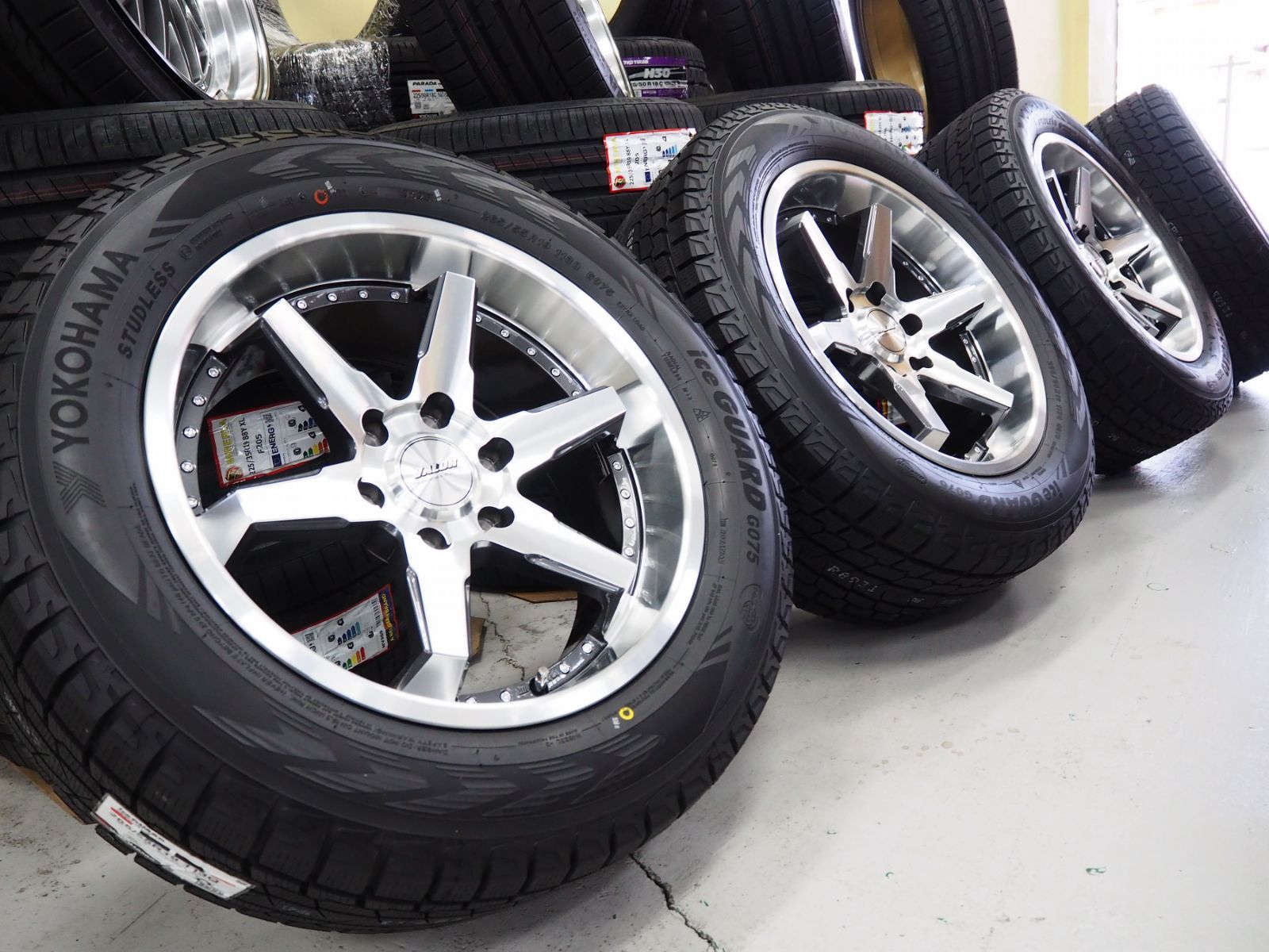 深リム コンケイブ VALOR DCR 19 inch 9 0 J 6 H 139 7 20 ヨコハマ アイスガードSUV G 075 265 55 R スタッドレスタイヤ 150系 ランクルプラド トライトンGSR