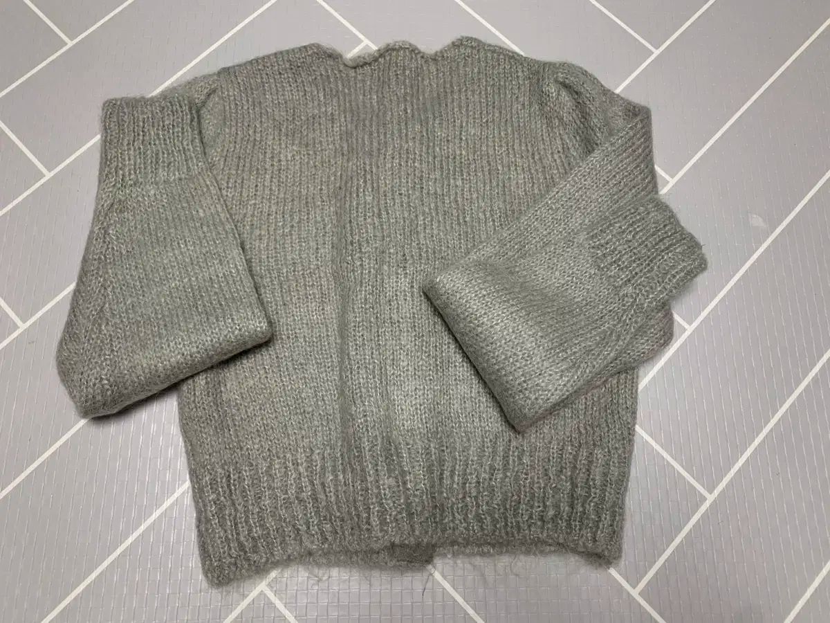 アモーメント ニューグランドマスター カーディガン Amomento