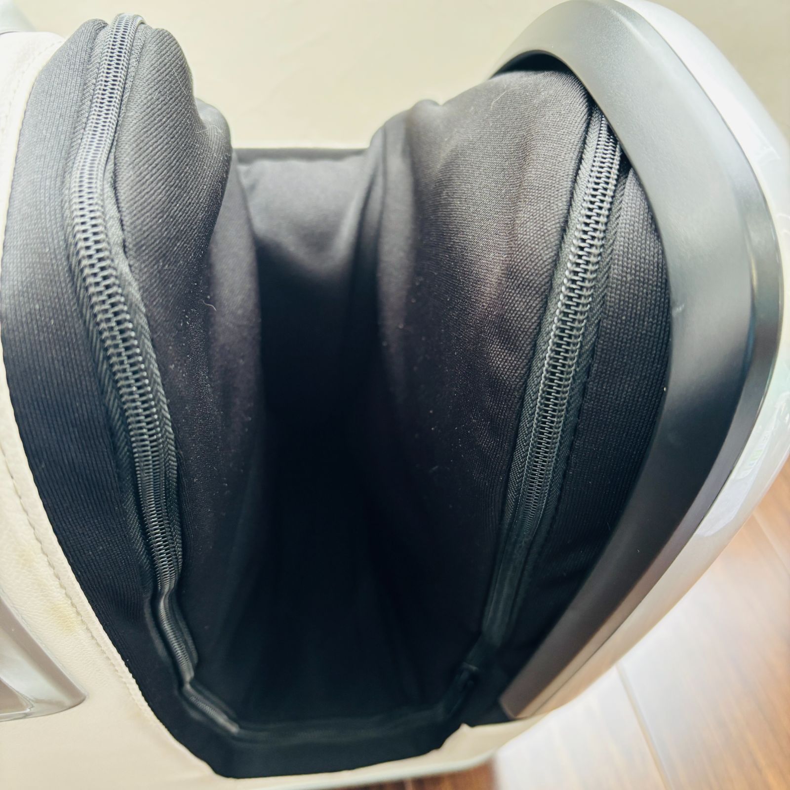 フットマッサージャー MOMINA