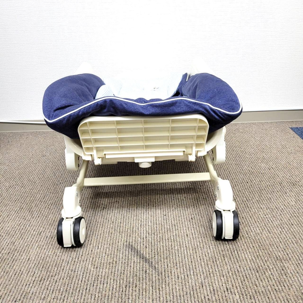 コンビ ハイ&ロースウィングラック 電動バウンサー コンビ ハイ&ロー