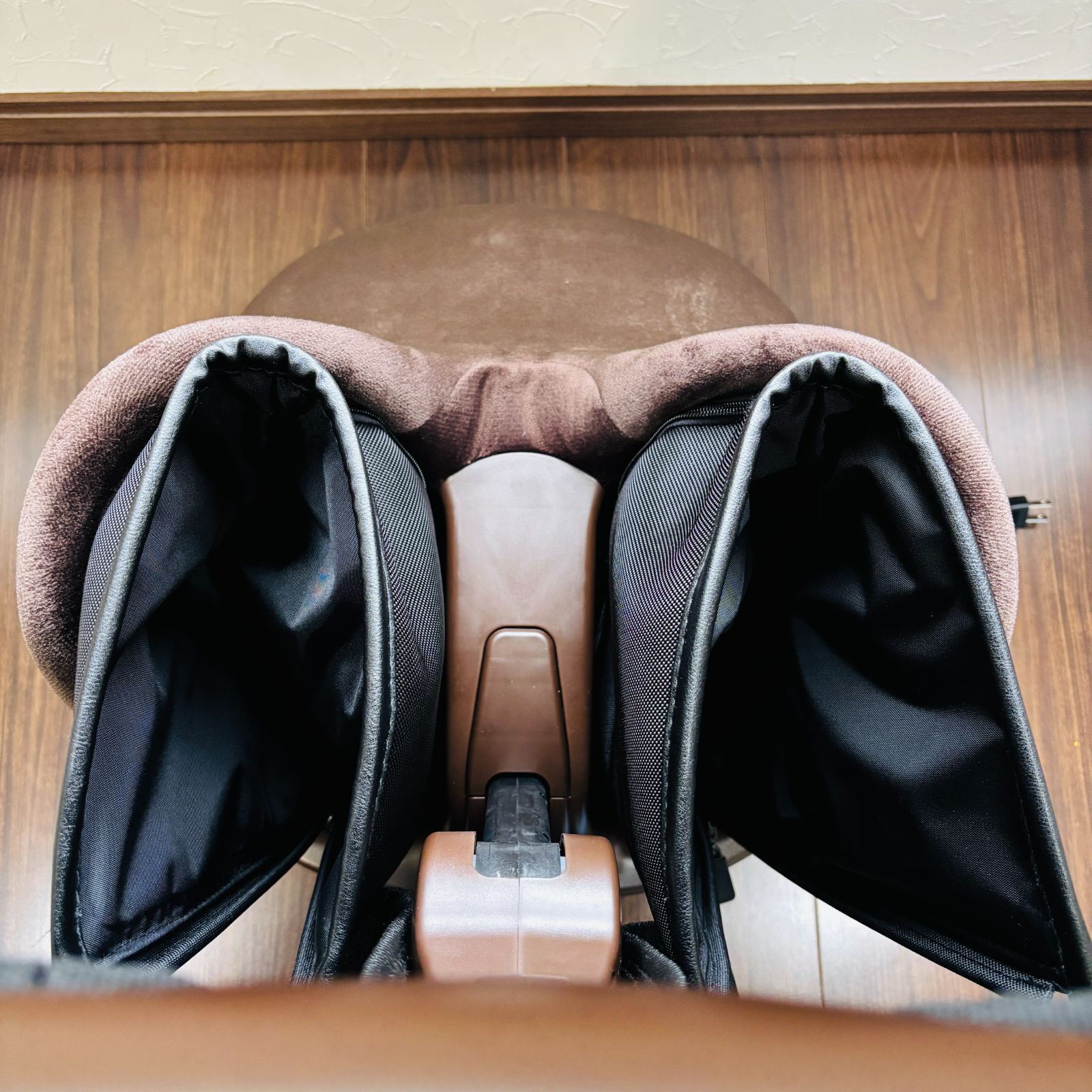 程度良好 フットマッサージャー エアモ 医療機器 足首 疲労回復 スライヴ THRIVE MD-8765 ブラウン KANDAIZUMI_COM