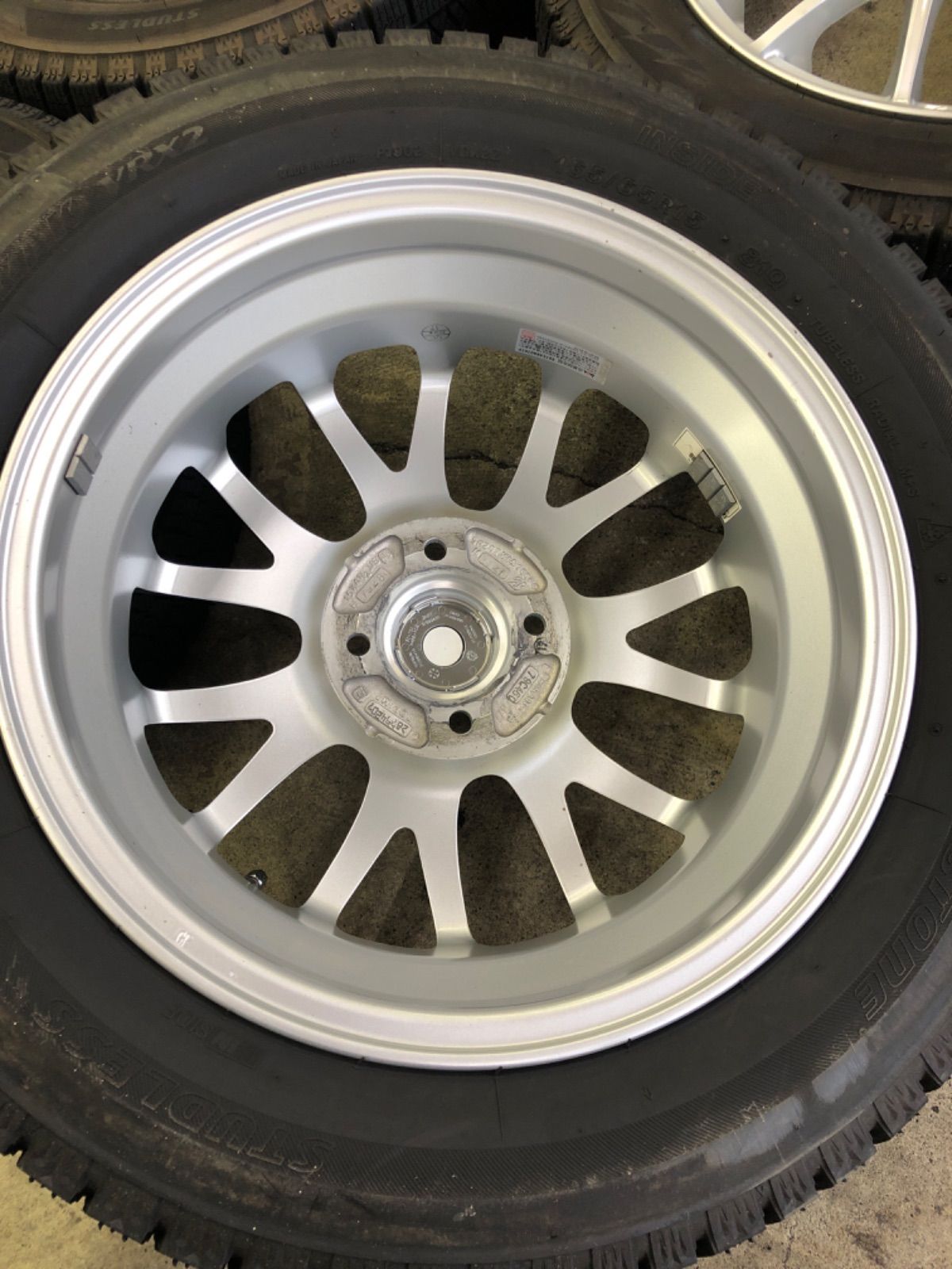 アルミホイール