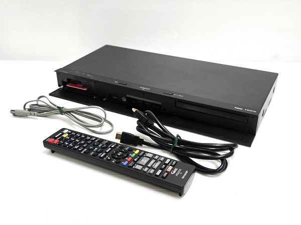 品 シャープ SHARP BDレコーダー 500GB 2番組同時録画 本体割れあり 2B-C05DW1 製 YR-17633