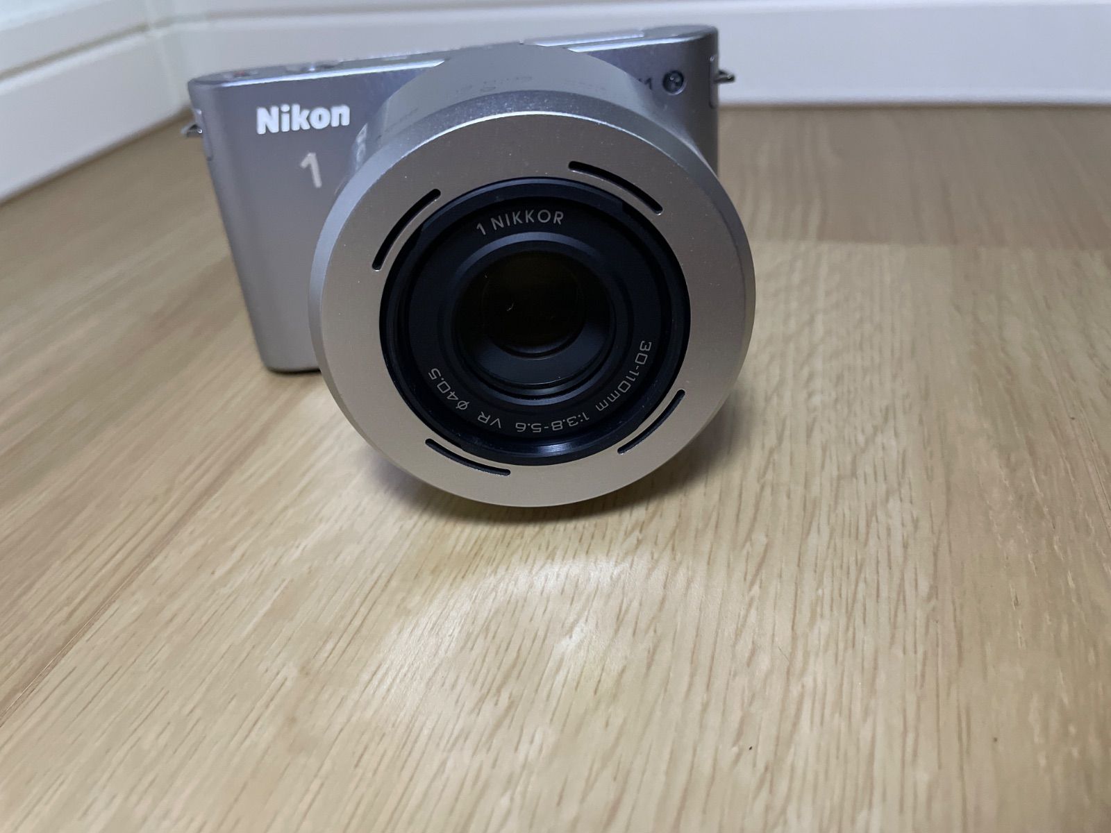 ミラーレス一眼カメラ