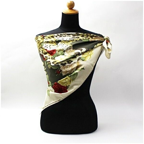 サルバトーレフェラガモ シルク スカーフ モスグリーン ベージュ