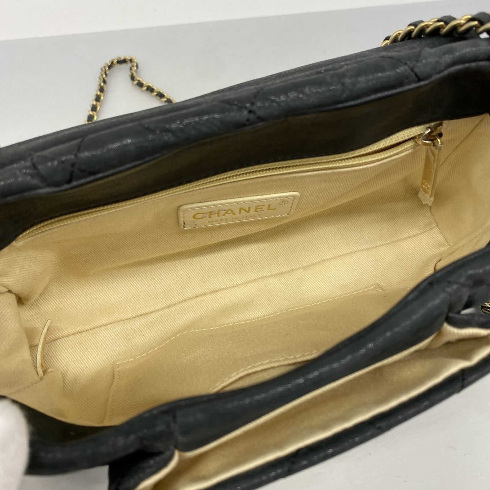 シャネル ショルダーバッグ