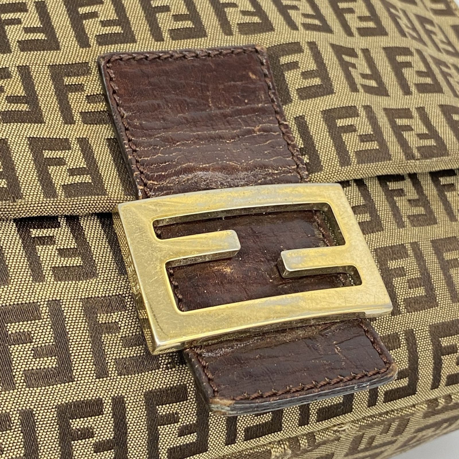 フェンディ Fendi