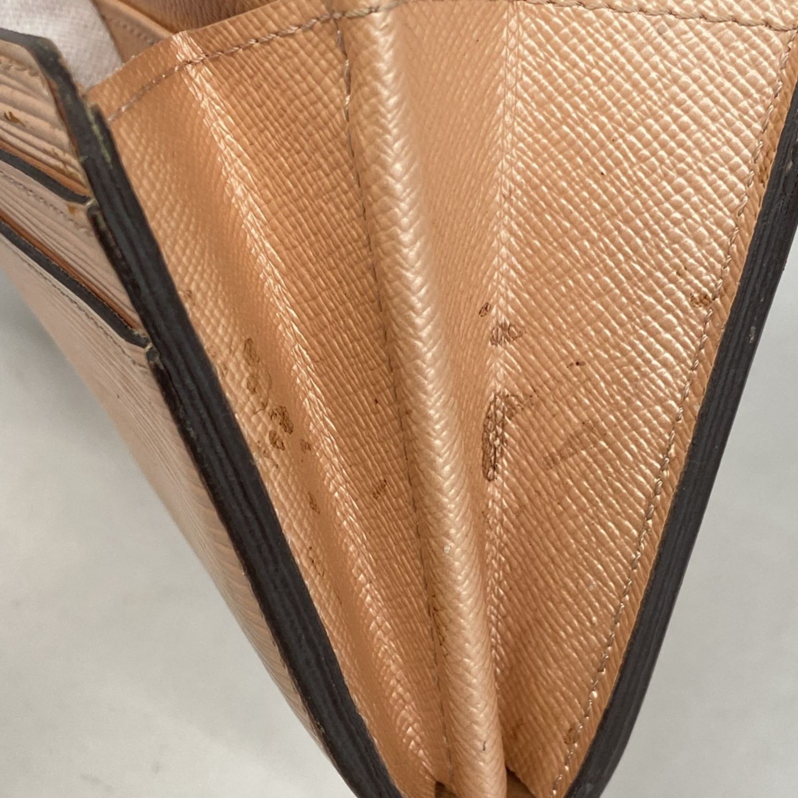 ヴィトン 長財布