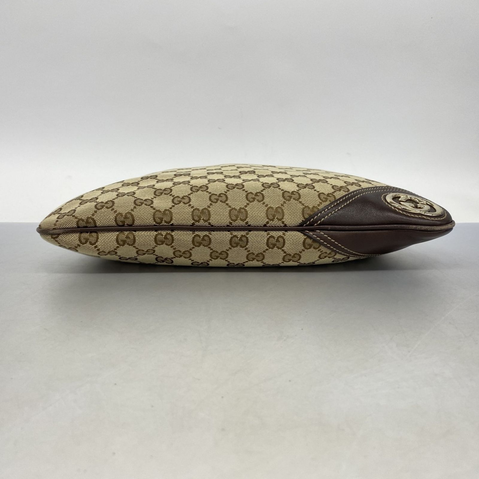 インターロッキングG