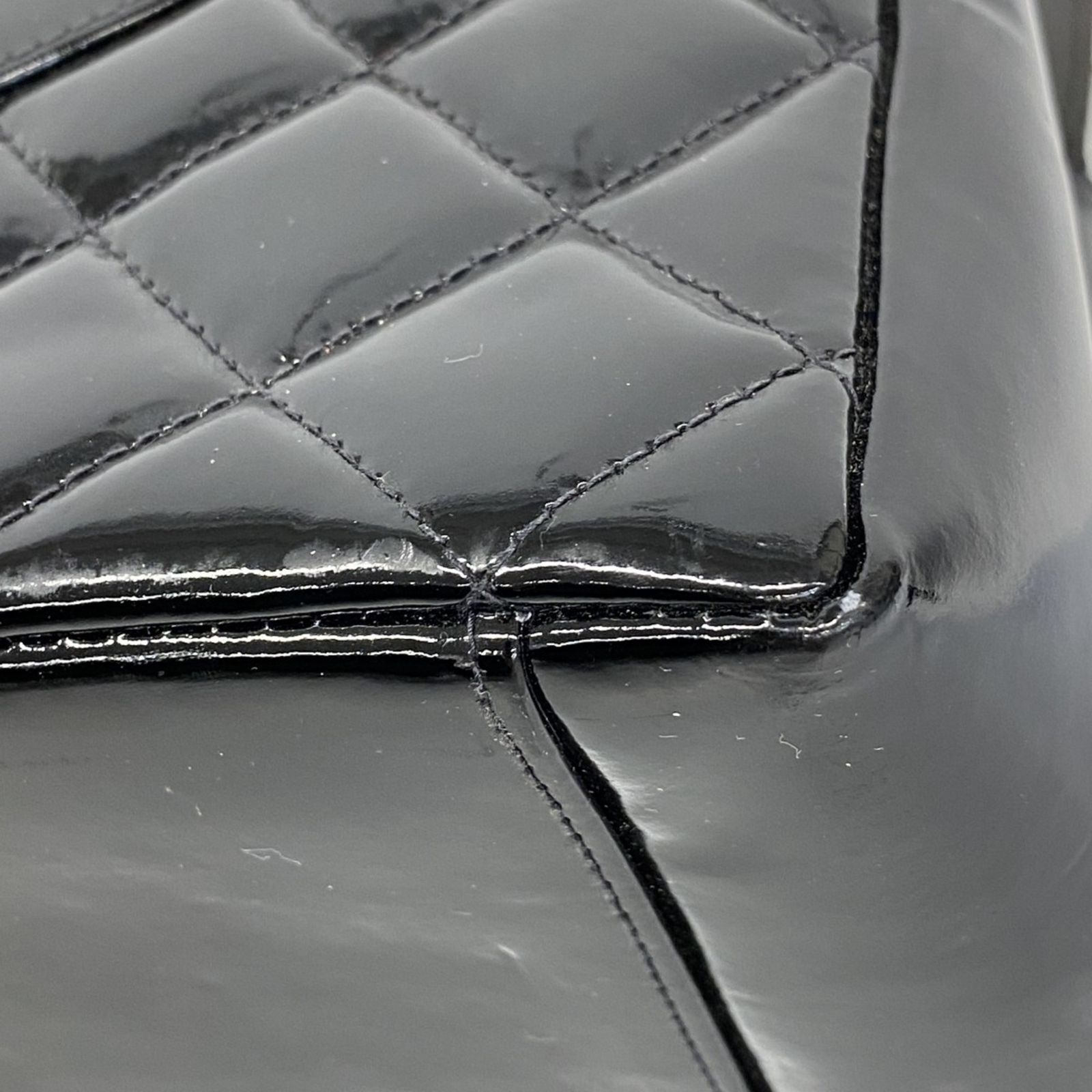 チェーン パテントレザー