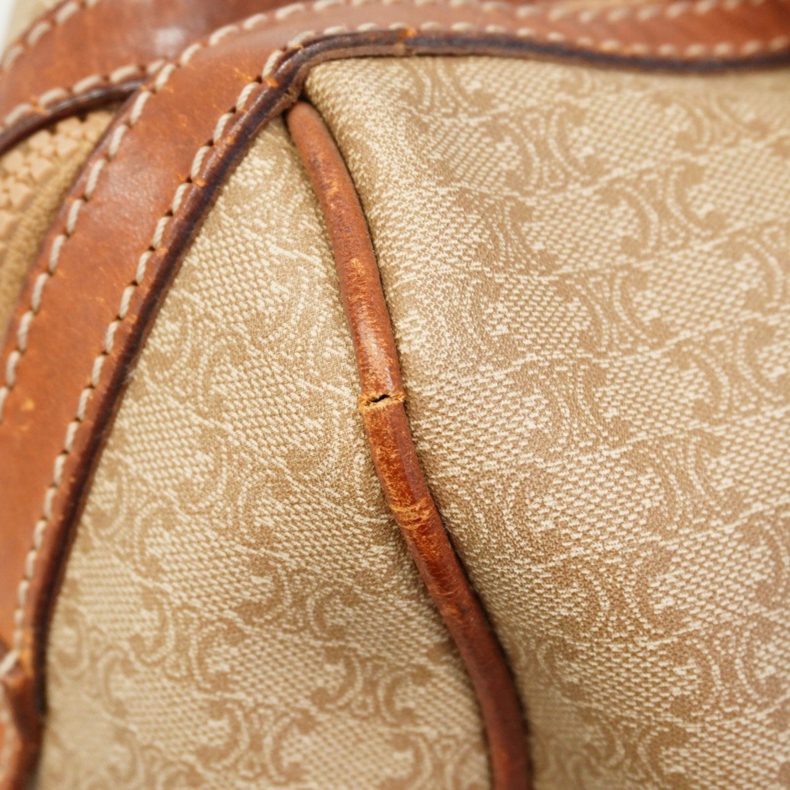 ベージュ レディース