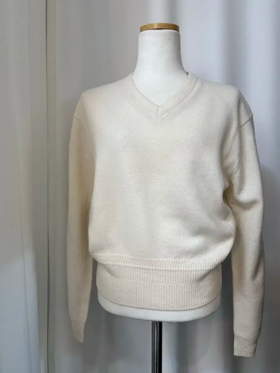 TIME Vネック ニット アイボリー 90 級