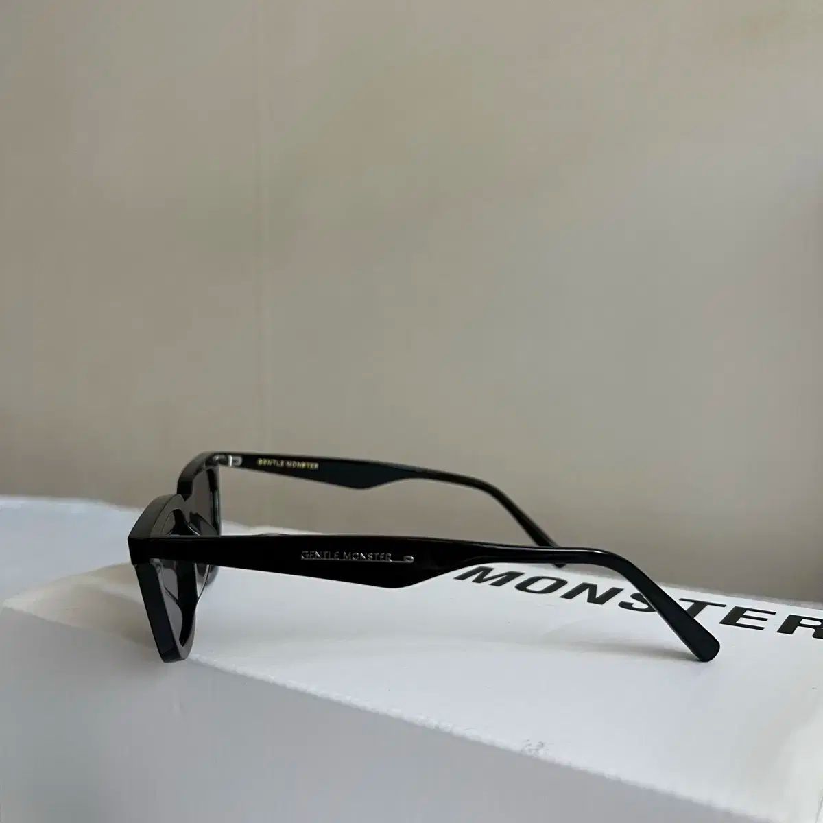 ジェントルモンスター