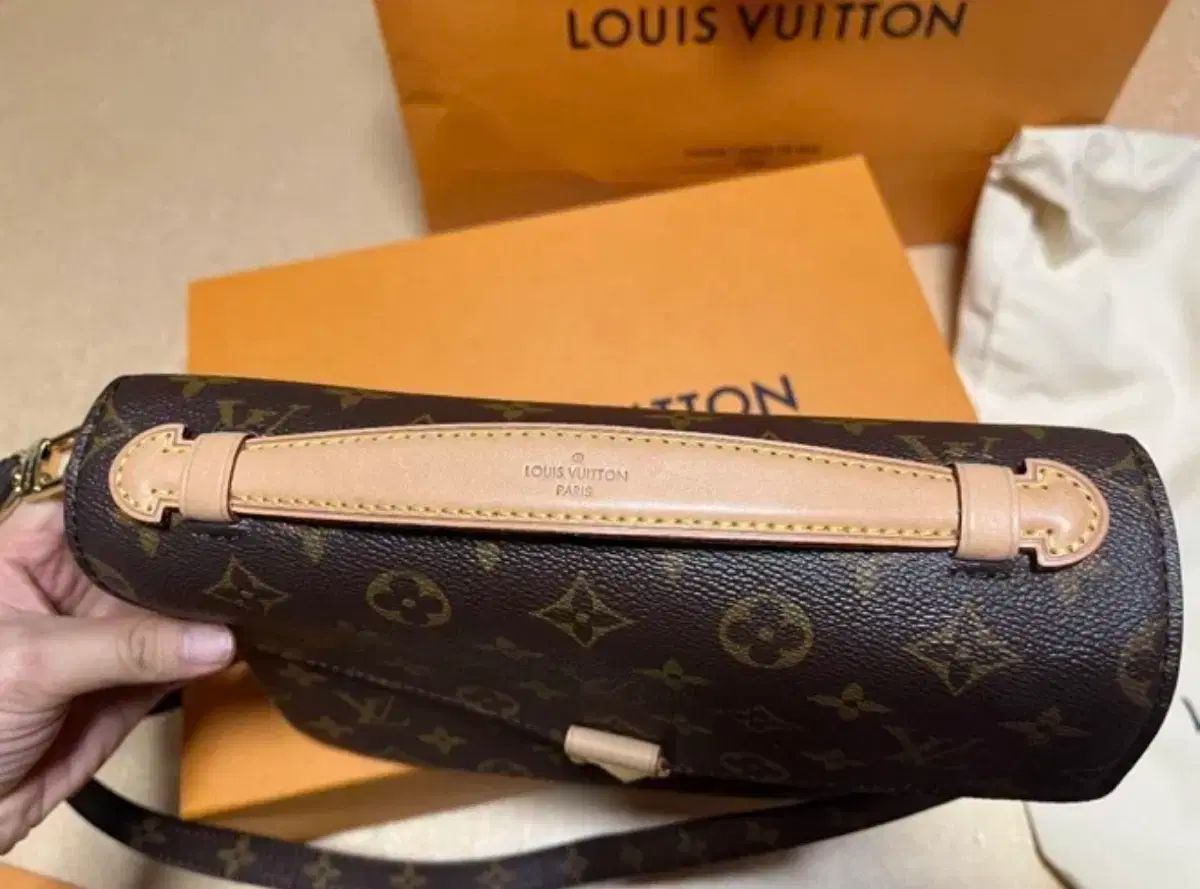 ルイヴィトン ポシェット