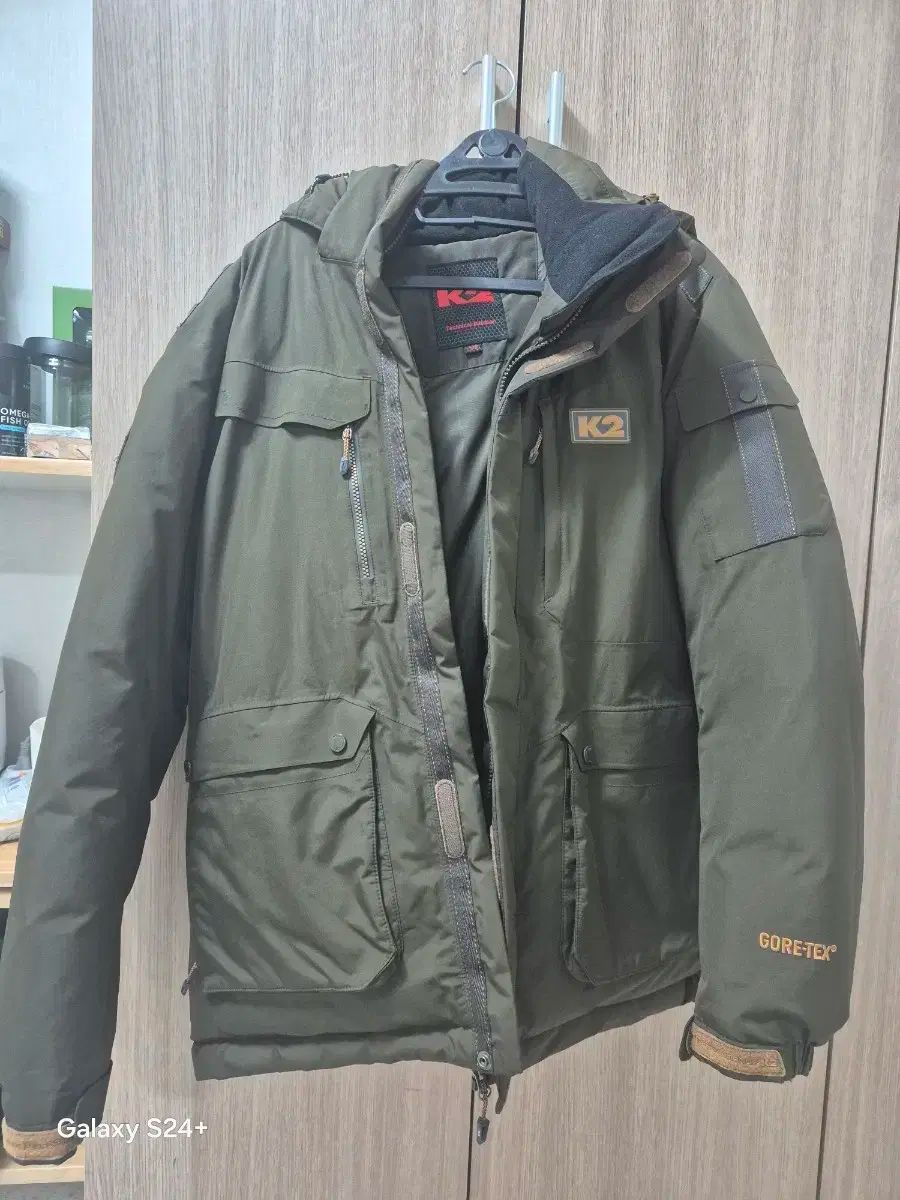 K2 ゴアテックス 防風 ジャケット カーキ色 サイズ 100