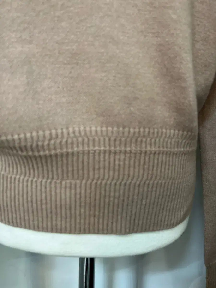 TIME Vネック ニット ベージュ 服級