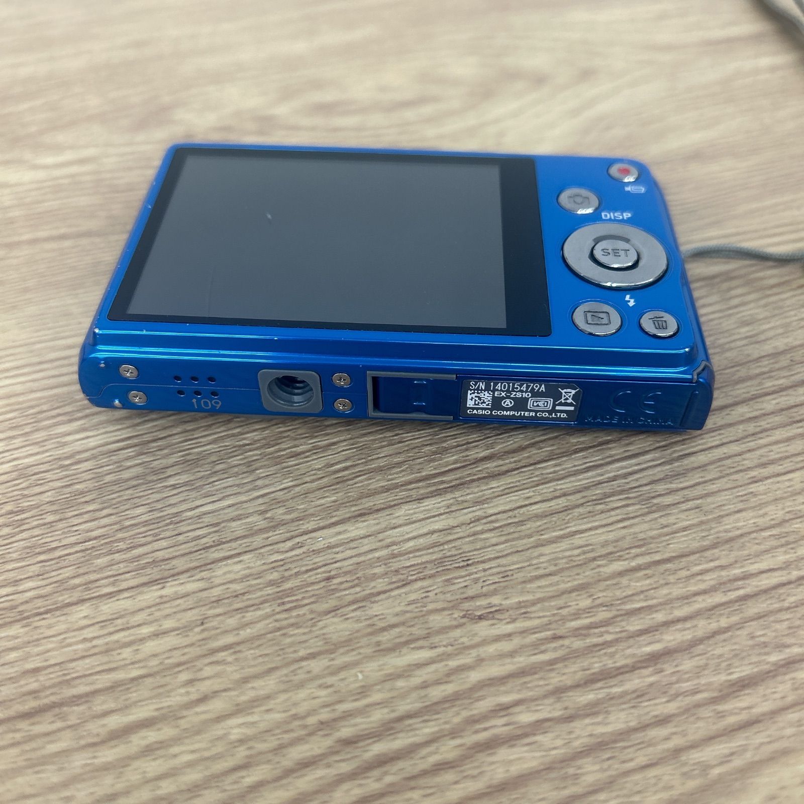 ☆【通電未確認・充電器無】CASIO EXILIM 14.1メガピクセル コンパクト 