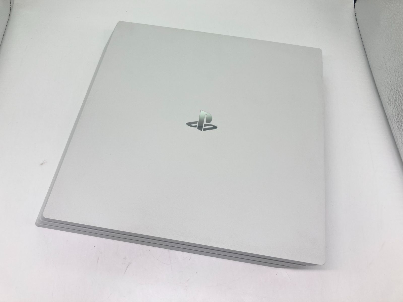 本体のみ PlayStation 4 Pro グレイシャー ホワイト 1TB CUH-7100BB02 プレイステーション